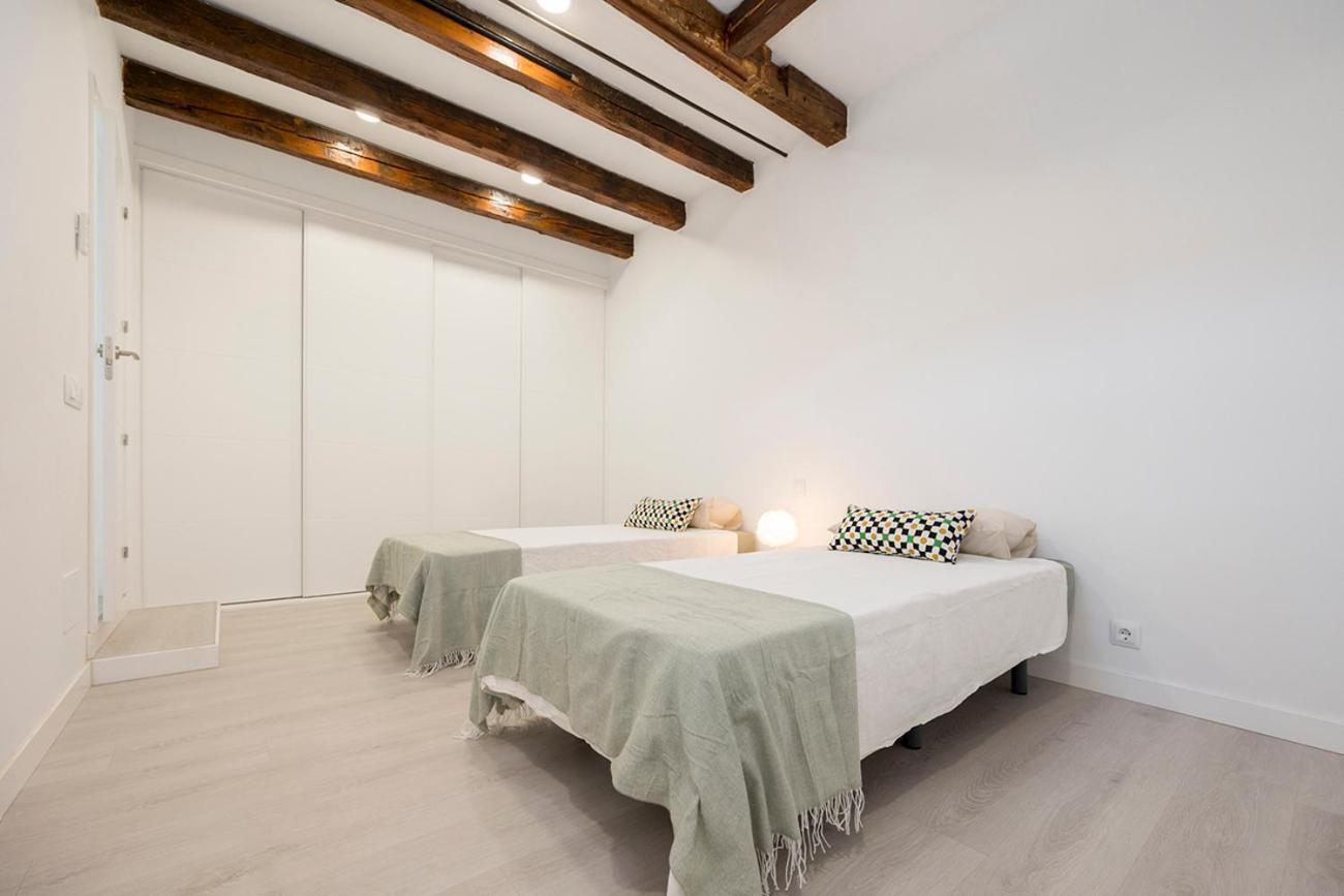Exclusivo Atico Con Terraza En Plaza Mayor Madryt Zewnętrze zdjęcie