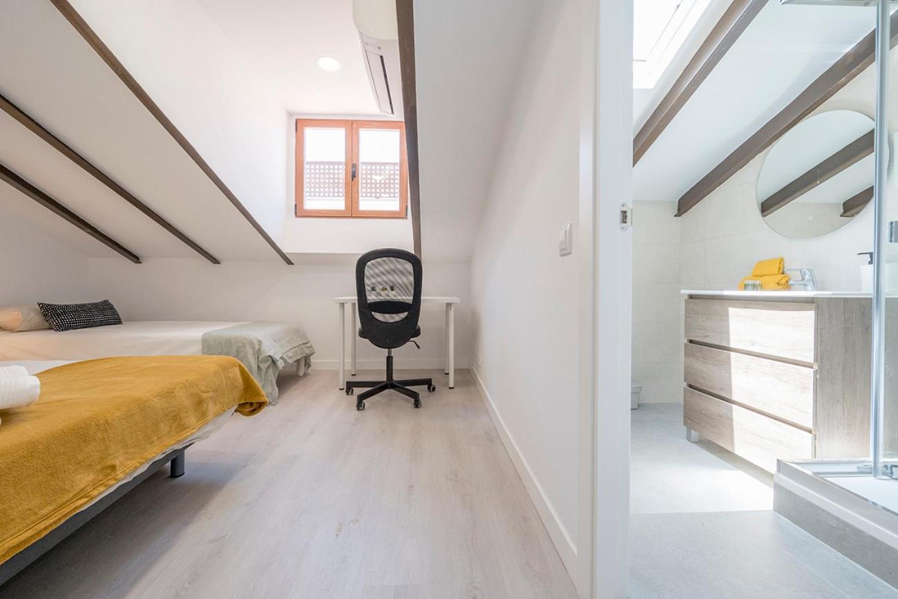 Exclusivo Atico Con Terraza En Plaza Mayor Madryt Zewnętrze zdjęcie