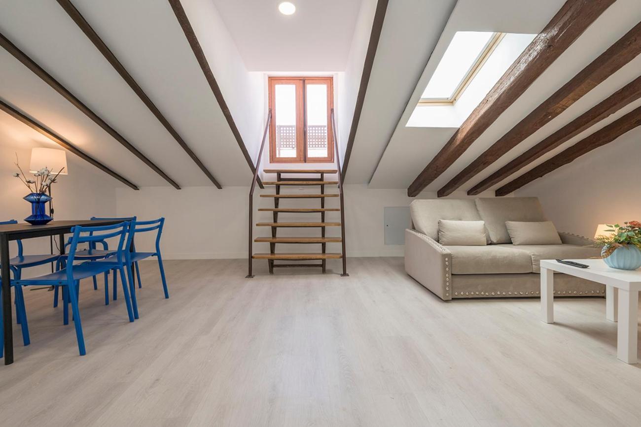 Exclusivo Atico Con Terraza En Plaza Mayor Madryt Zewnętrze zdjęcie