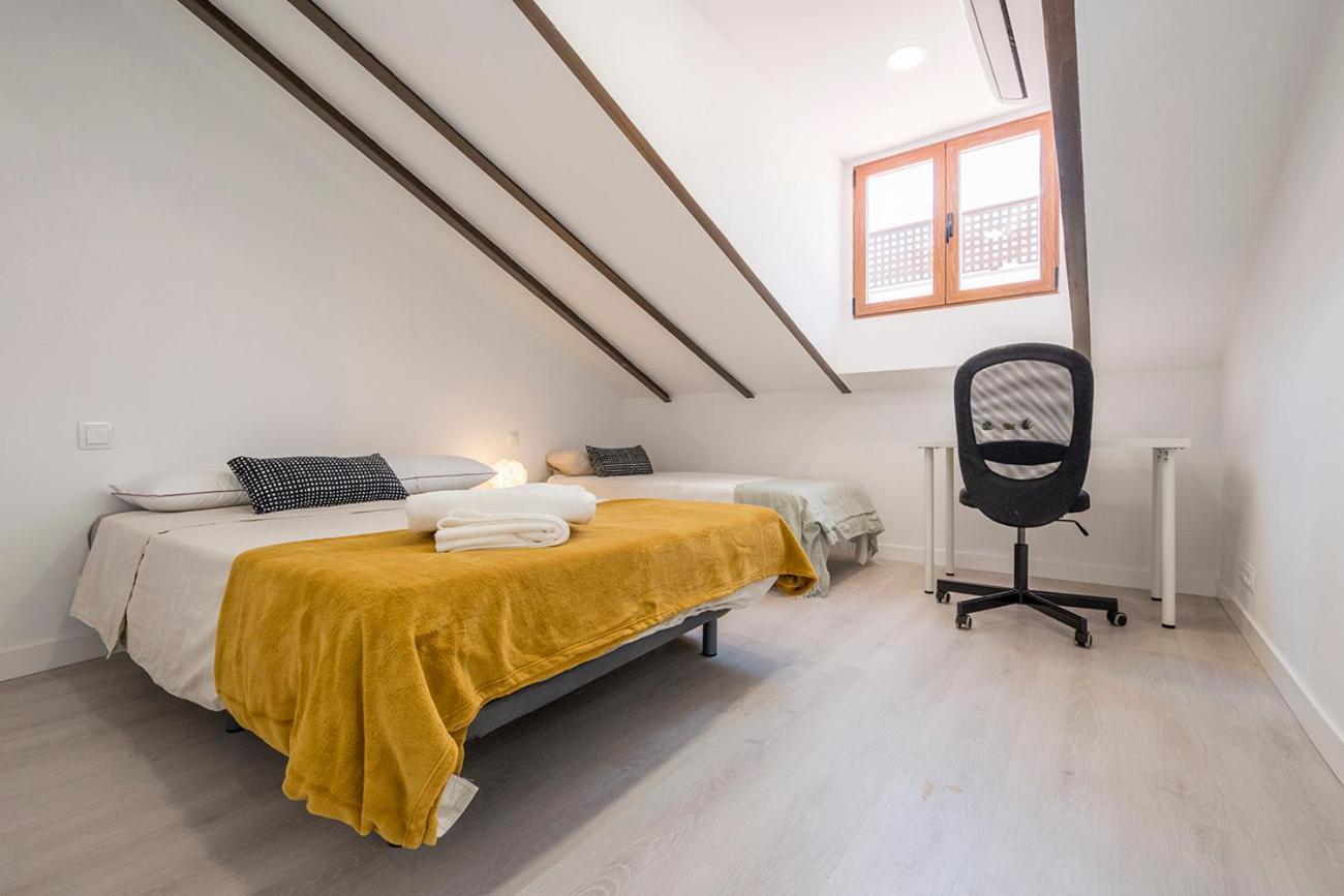 Exclusivo Atico Con Terraza En Plaza Mayor Madryt Zewnętrze zdjęcie